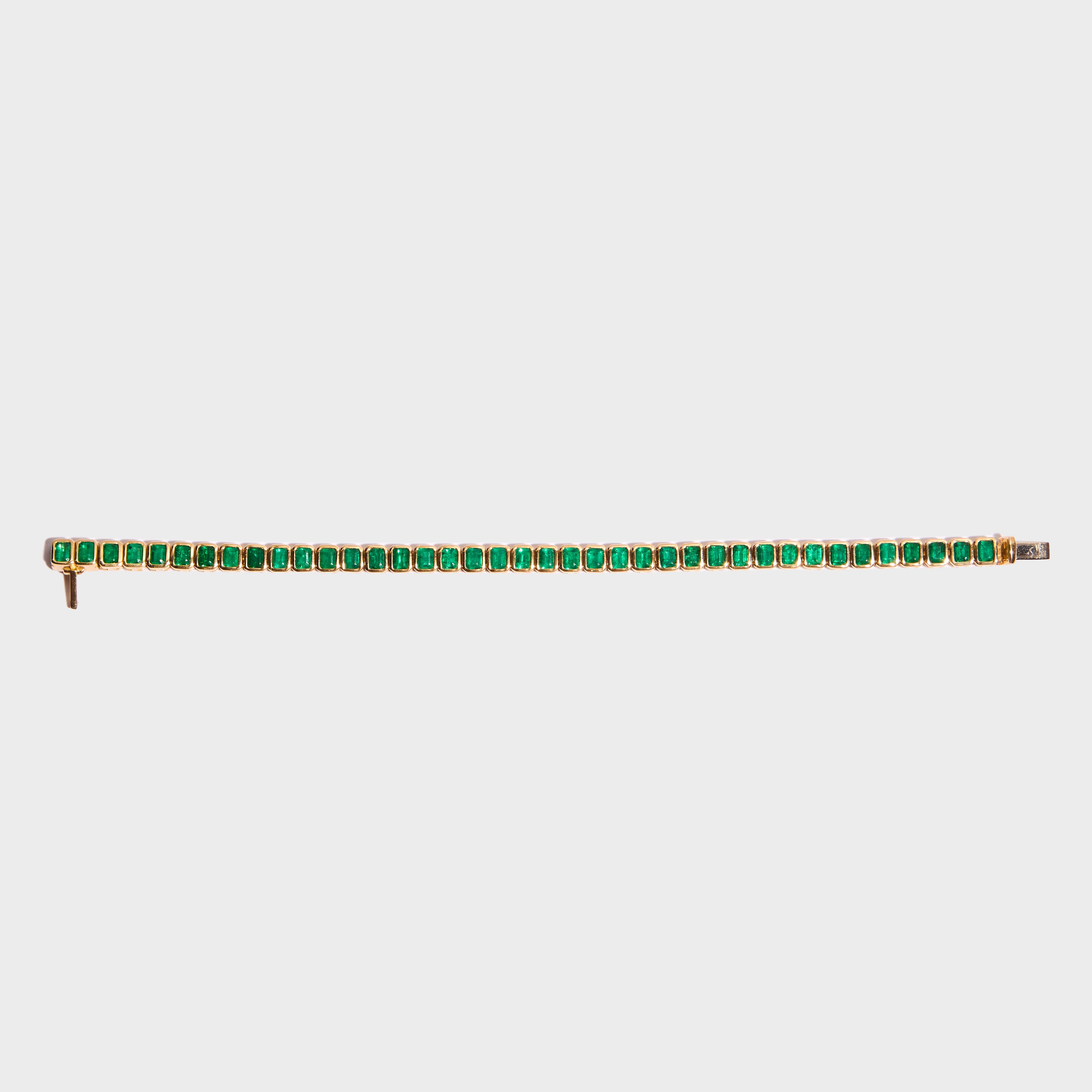 Emerald Bezel Bracelet